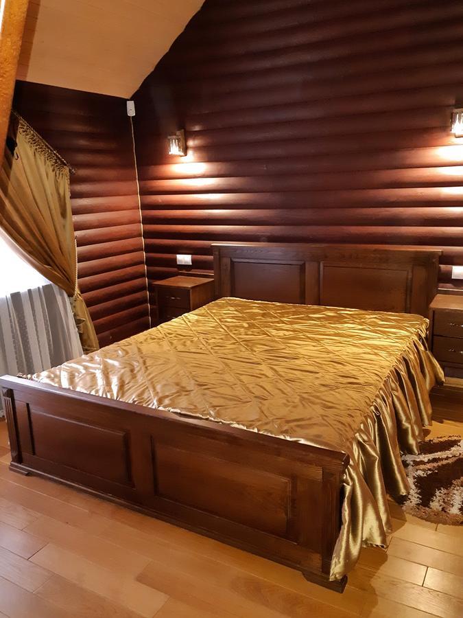 Knyazhyi Dvir Apartment Strigalnya Екстериор снимка